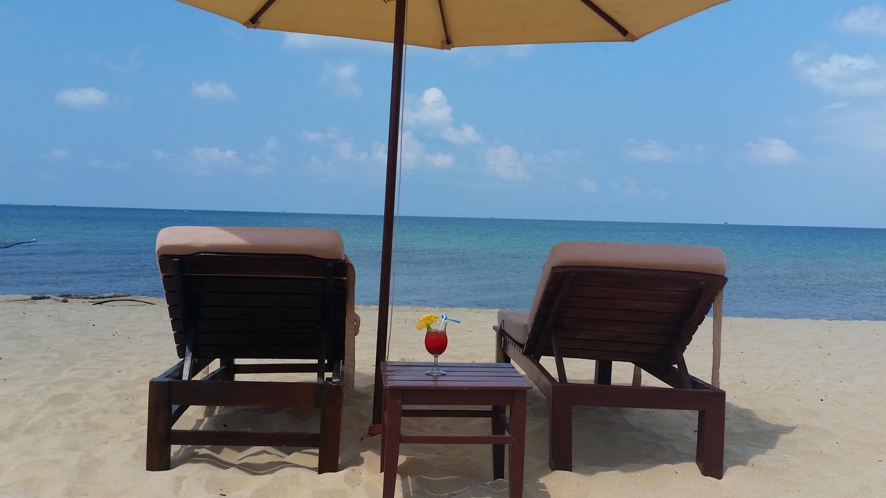 Coastal Village Beach Resort Phu Quoc Bagian luar foto