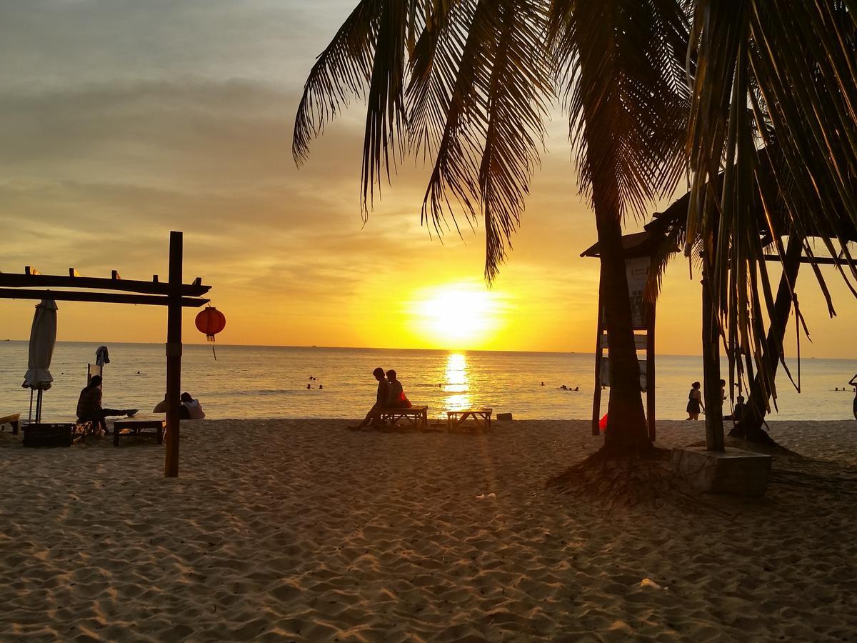 Coastal Village Beach Resort Phu Quoc Bagian luar foto