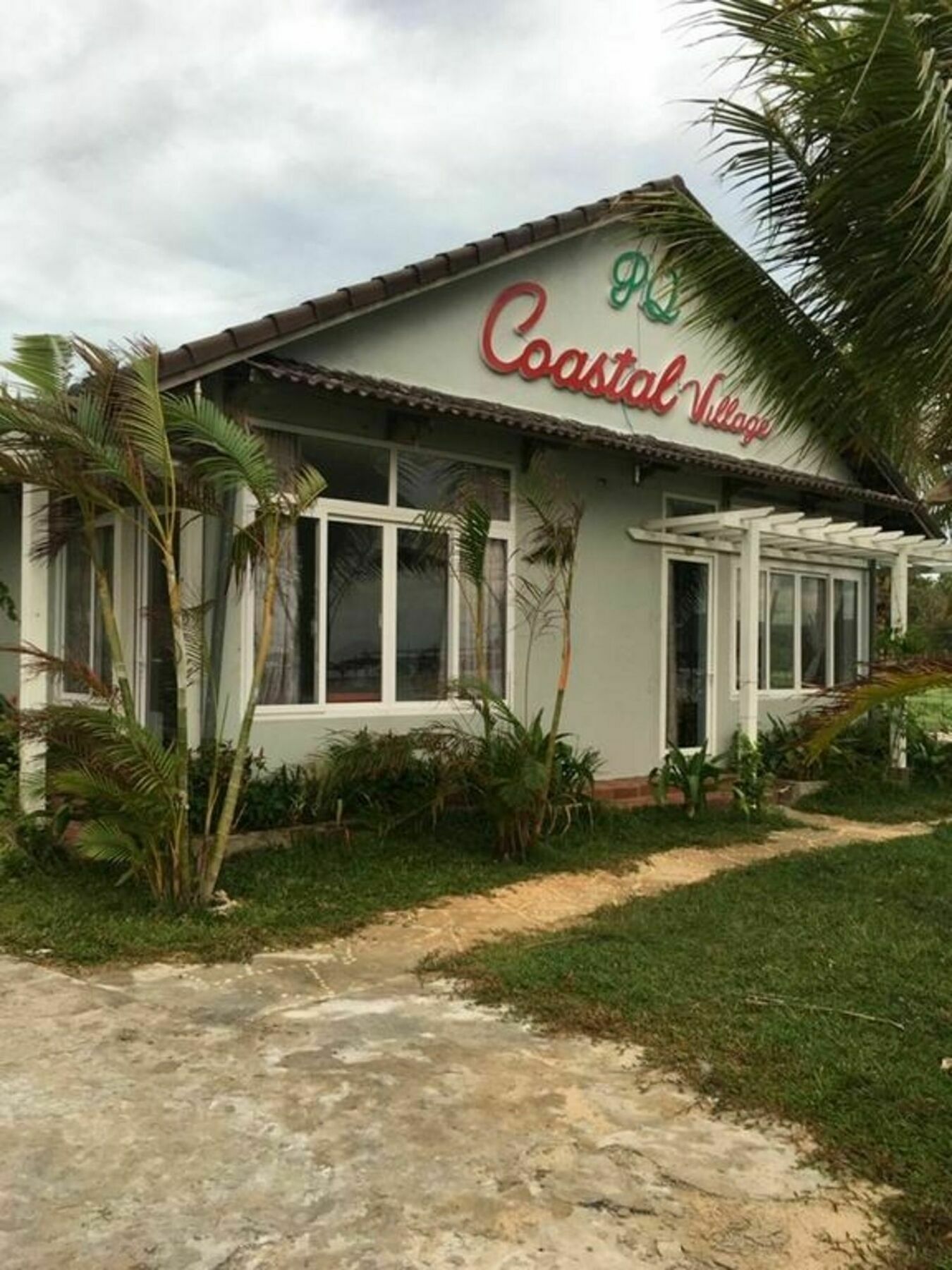 Coastal Village Beach Resort Phu Quoc Bagian luar foto